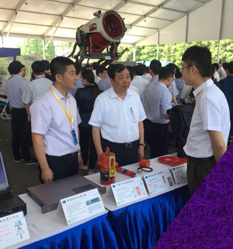 天下“清静生产月”和 “清静生产万里行”运动在江阴启动 清华大学公共清静研究院携Bevictor伟德科技受邀加入启动仪式 天下“清静生产月”和 “清静生产万里行”运动在江阴启动 清华大学公共清静研究院携Bevictor伟德科技受邀加入启动仪式